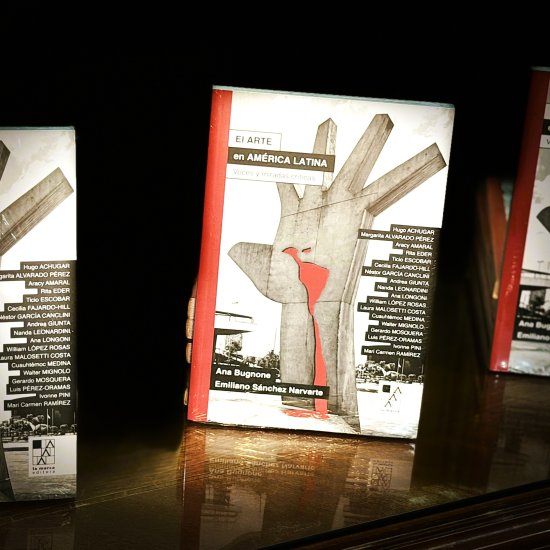 Se presentó el libro “El arte en América Latina”