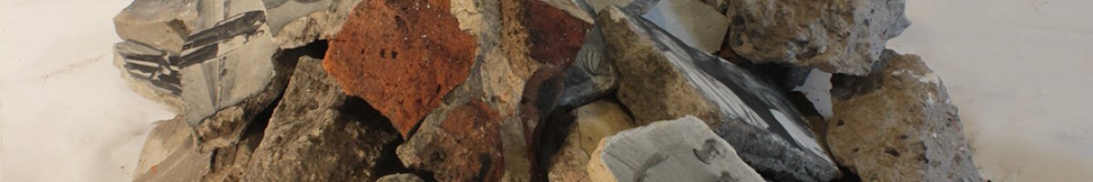 Inv. 3379 / Julieta Lucila Reinaud Pavón / Las ruinas de un imperio / MPBA