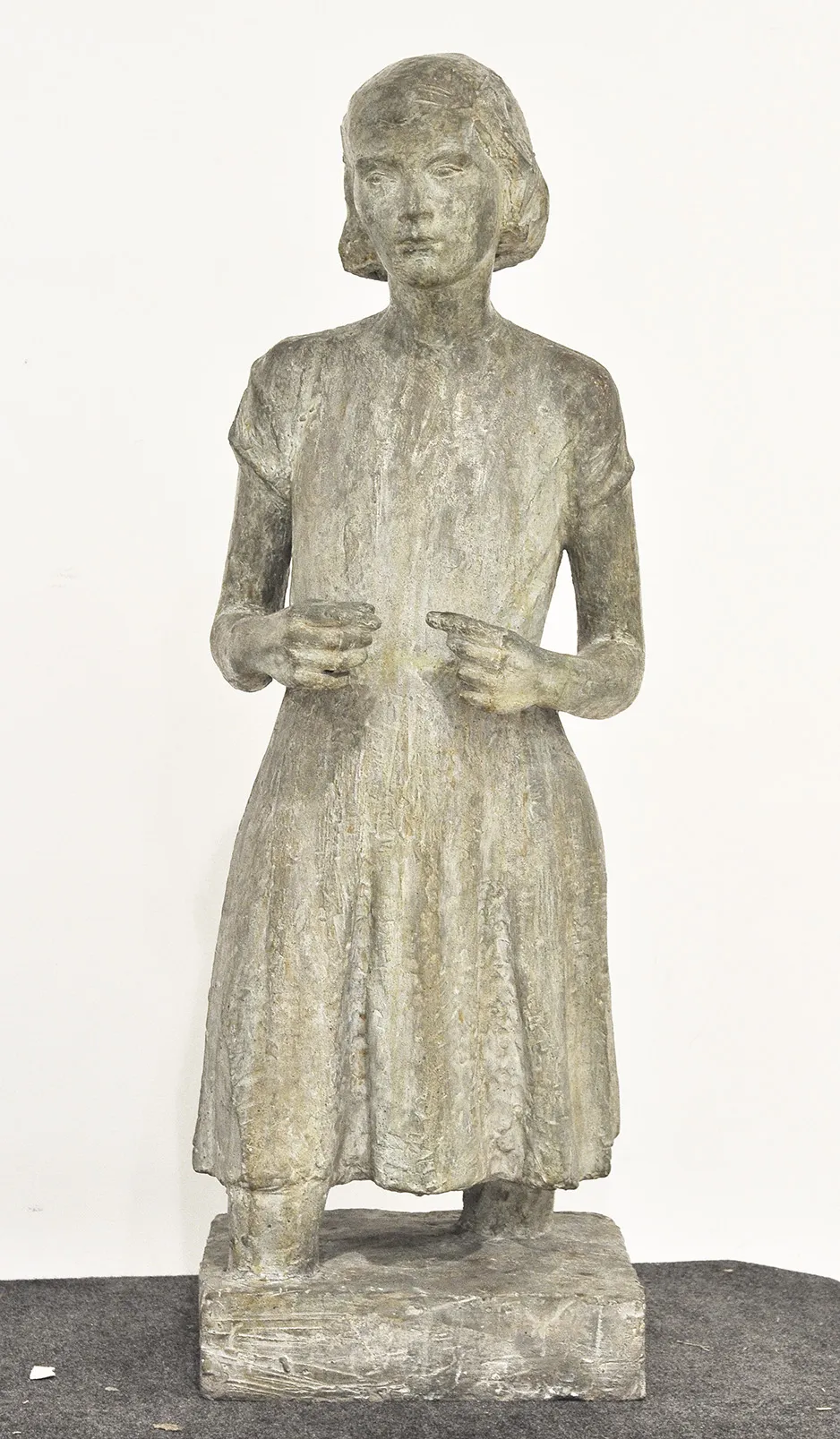 Inv. 1357 / Aurelio Macchi / Niña / MPBA