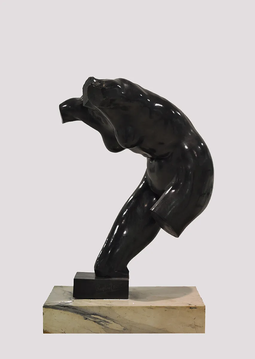Inv. 640 / Rogelio Irurtia / Torso de mujer / MPBA